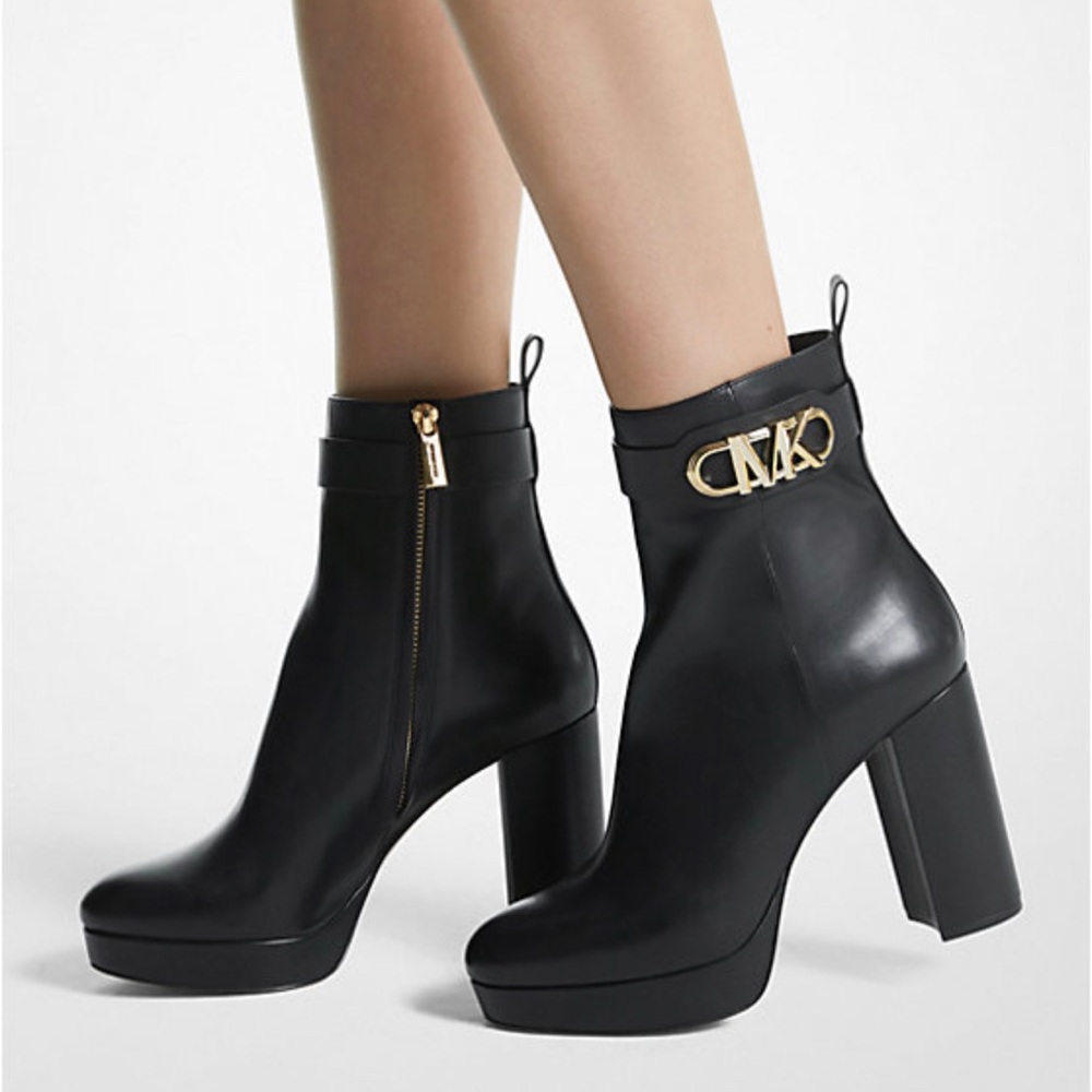 Michael Michael Kors Parker Leather Platform Boot size 8.5 New!